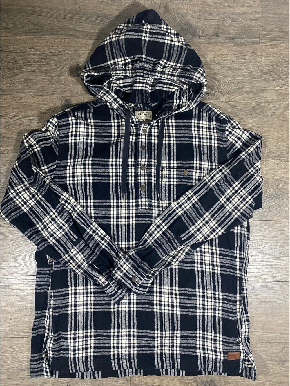 L.L.Bean Plaid Flannel Hoodie Pullover Mens M Black White Snap Anorak